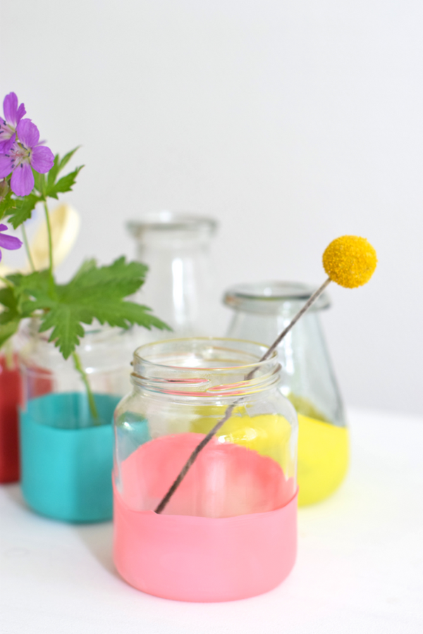 DIY Fredag: Pynt glas med balloner