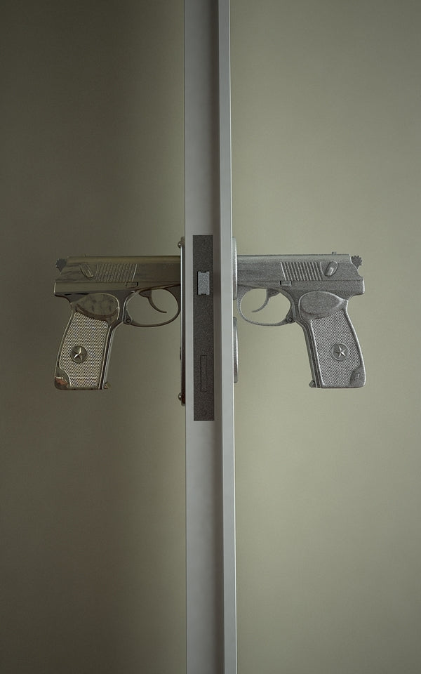Bang bang din dør er død