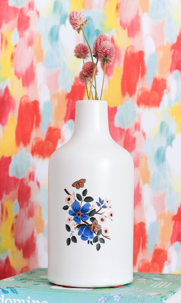 DIY Fredag: Pynt en vase med tatoveringer