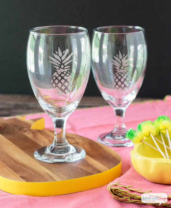DIY Fredag: Glas med ananasmotiv