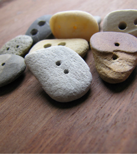 DIY Fredag: Lav knapper af sten