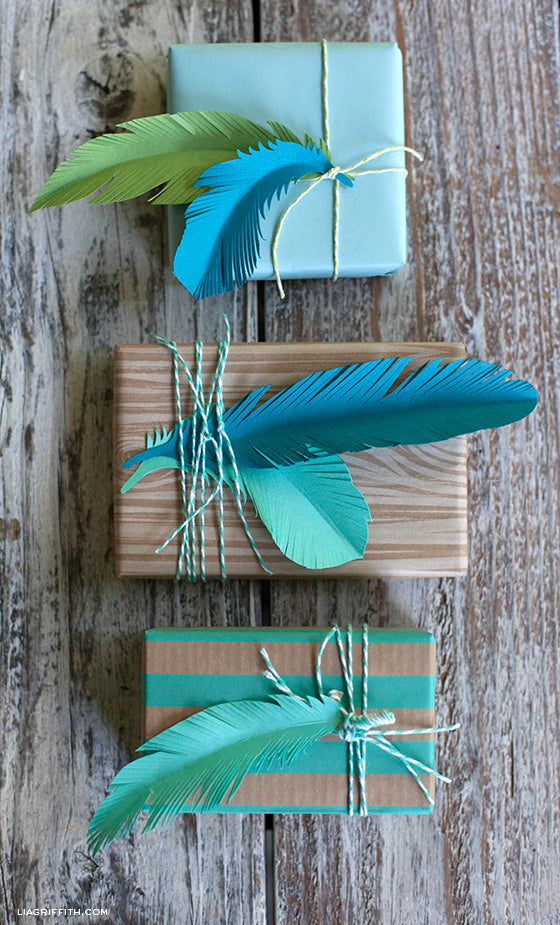 DIY Fredag: Lav fjer af papir