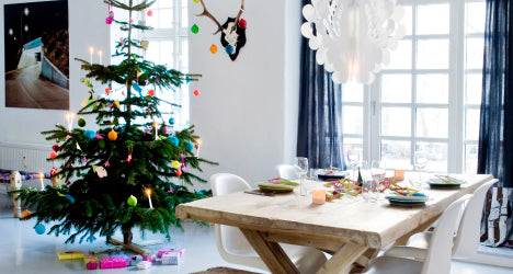 Til træet - temauge med julepynt til juletræet