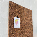 2 cm. tyk rustik kork opslagstavle.