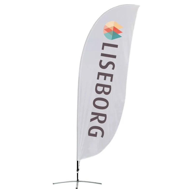 Vertikal strandflag med buet design, stabil base og "LISEBORG" tekst med logo øverst.