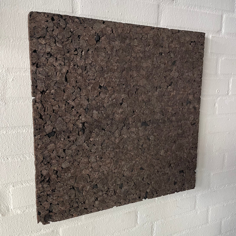 Brændt korkplade, 50x50x2,5 cm.