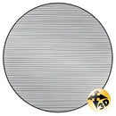 Cirkulær prøve med børstet metallisk look, vandrette linjer, sølvfarvet tekstur.