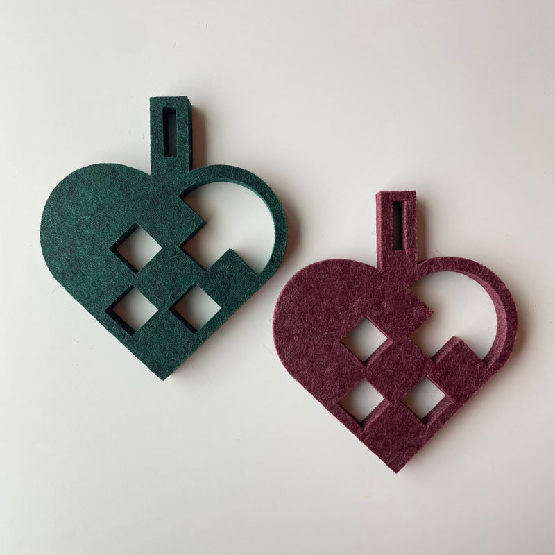 Julehjerte udskåret i 9 mm filt akustik