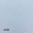Farveprøve i lyseblå med tekst "LS-53", viser en let struktureret overflade.