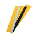 Tre gule folieskrabere med filtkanter, arrangeret som en vifte.