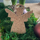 Juleengel skåret ud i kork til dekoration eller pynt