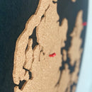 Danmarkskort i kork med filt.