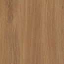 Mønstret træoverflade i medium brun med tonevariationer. Glat og ensartet struktur.