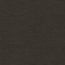 Mørkt tekstil med vævet mønster og mat overflade.