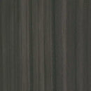 Mørk, struktureret overflade med træmønster og korn, der fremhæver en taktil kvalitet.