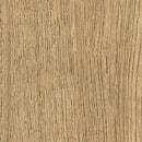 Overflade med træstruktur, lodrette linjer og farvevariationer i trætoner.