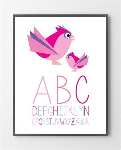 Alfabet plakat til børn med Pink Birdy er lavet i Limited Edition a 100 stk. -  På fotoet er plakaten ikke præget.