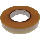 Rulle af klar tape med papkerne, typisk til klæbende formål.