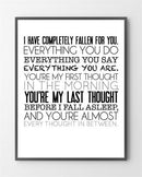 Plakater med tekst som "Fallen for you" er lavet i Limited Edition a 100 stk. -  På dette foto er plakaten ikke blevet præ...