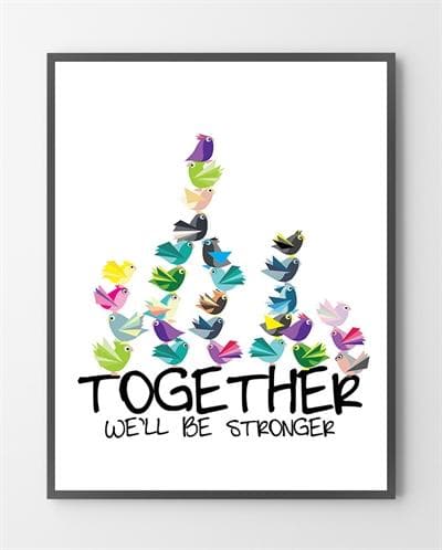 Plakater med Strong Together er lavet i Limited Edition a 100 stk. -  På dette foto er plakaten endnu ikke blevet præget.